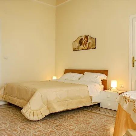 Bed And Breakfast Sommavesuvio Pollena Trocchia Zimmer foto